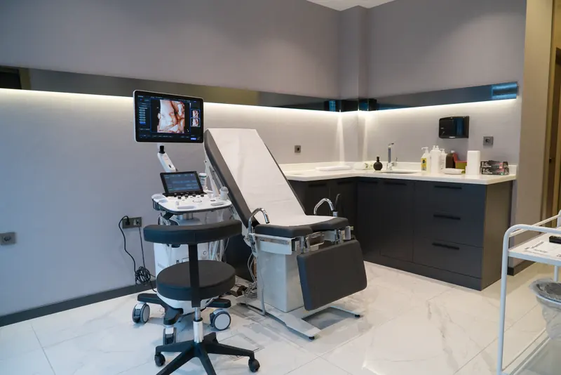 Özgür Kan Clinic projesi — görsel 5
